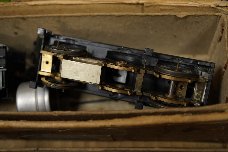 A quantity of 00 gauge model railway by Tri-ang, Mainline, Dapol, Bachmann, GMR, Hornby Dublo, etc. including; a Tri-ang American outline Davy Crockett train set (RS.37), nine steam and diesel locomotives, together with